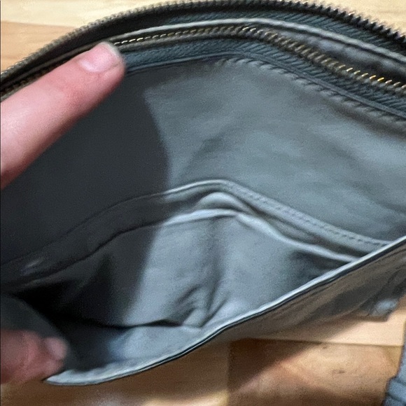 Fossil Gray Leather Crossbody Bag - Picture 14 of 14